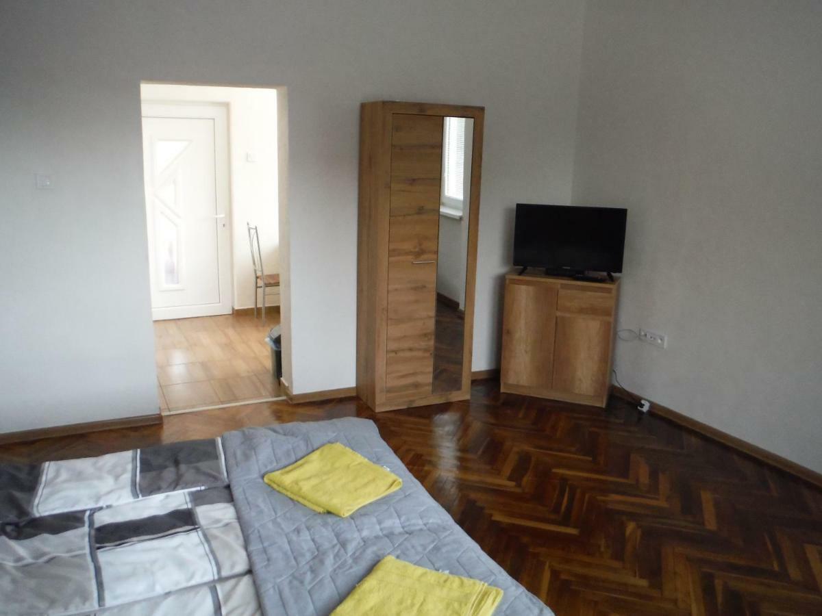Apartman Silver Zadiel ภายนอก รูปภาพ